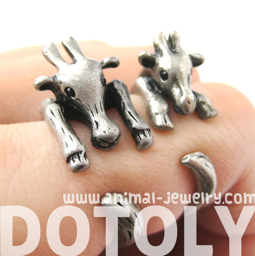 Large Giraffe Animal Wrap Around Ring in Silver - Sizes 4 to 9 Available | DOTOLY