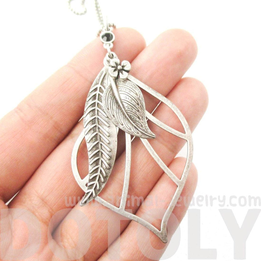 Mixed Floral Leaf Cut Out Shaped Pendant Necklace in Silver | DOTOLY | DOTOLY