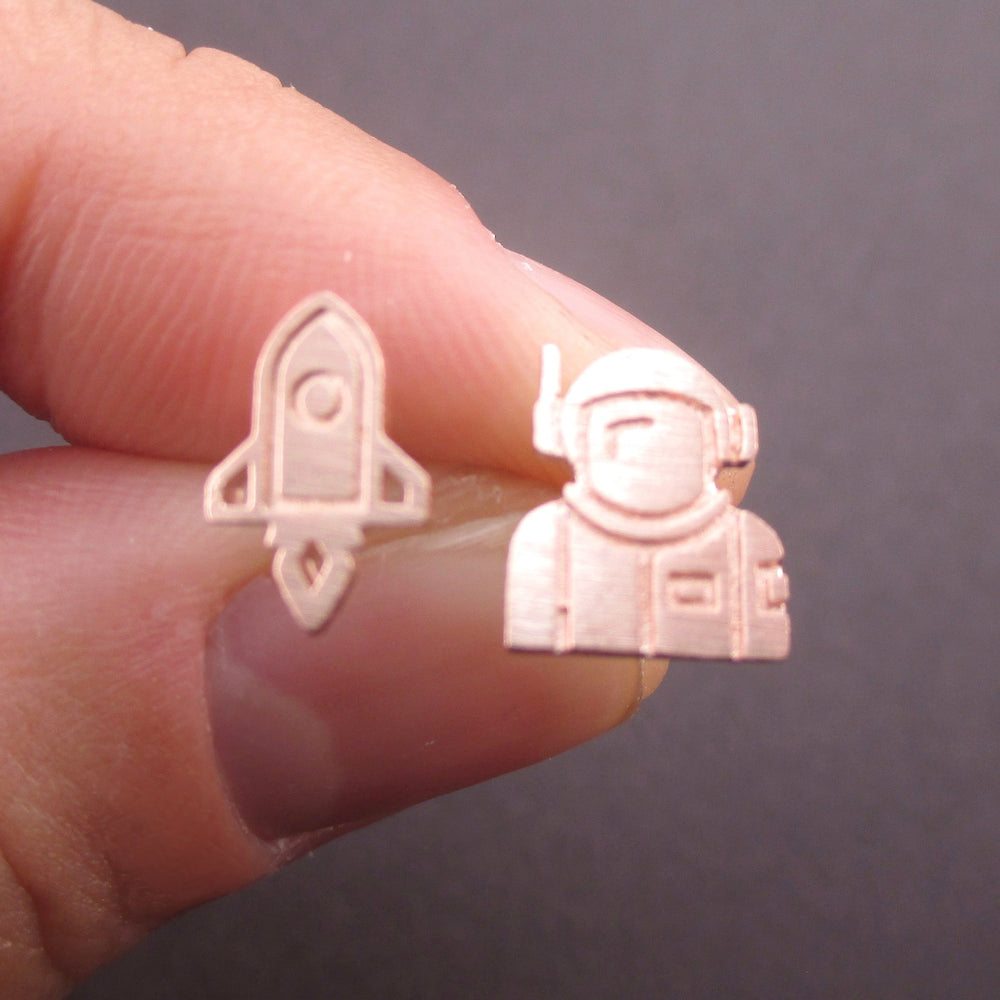 Space Astronaut Saturn Spaceship Shaped Sterling Silver Stud Earrings